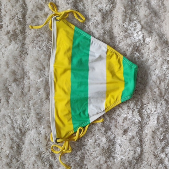 VGUC Striped bikini - Picture 7 of 9